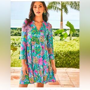Lilly Pulitzer Alaina Dress Seabreeze blue Walking on Sunshine